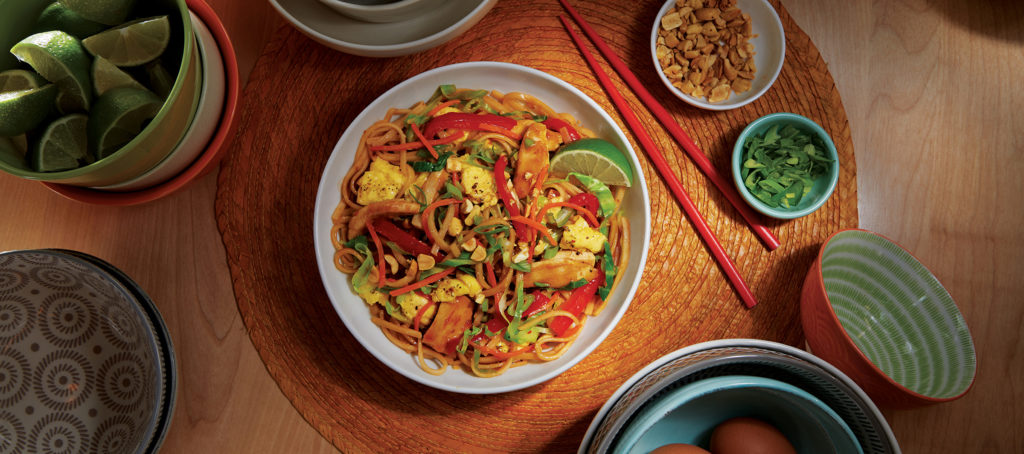 chicken-pad-thai-bowl-louisiana-egg-commission